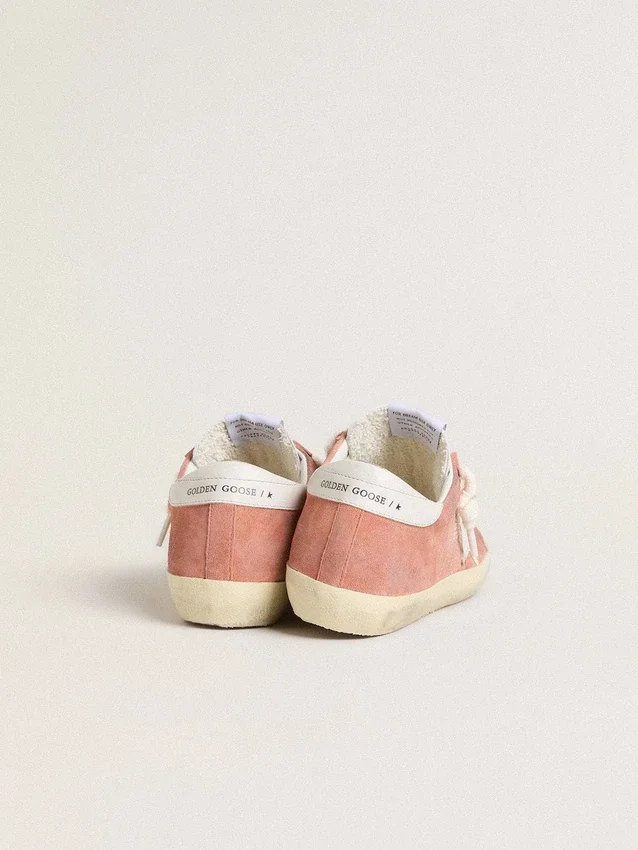Women’s Super-Star in coral suede with white leather star and heel tab