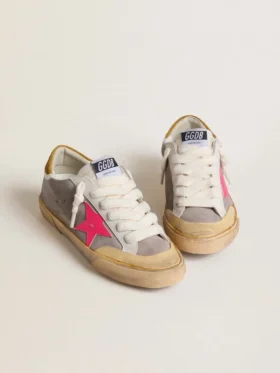 Women’s Super-Star in dove-gray suede with fuchsia leather star and ocher suede heel tab