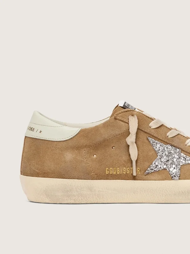 Women’s Super-Star in tobacco suede with silver glitter star