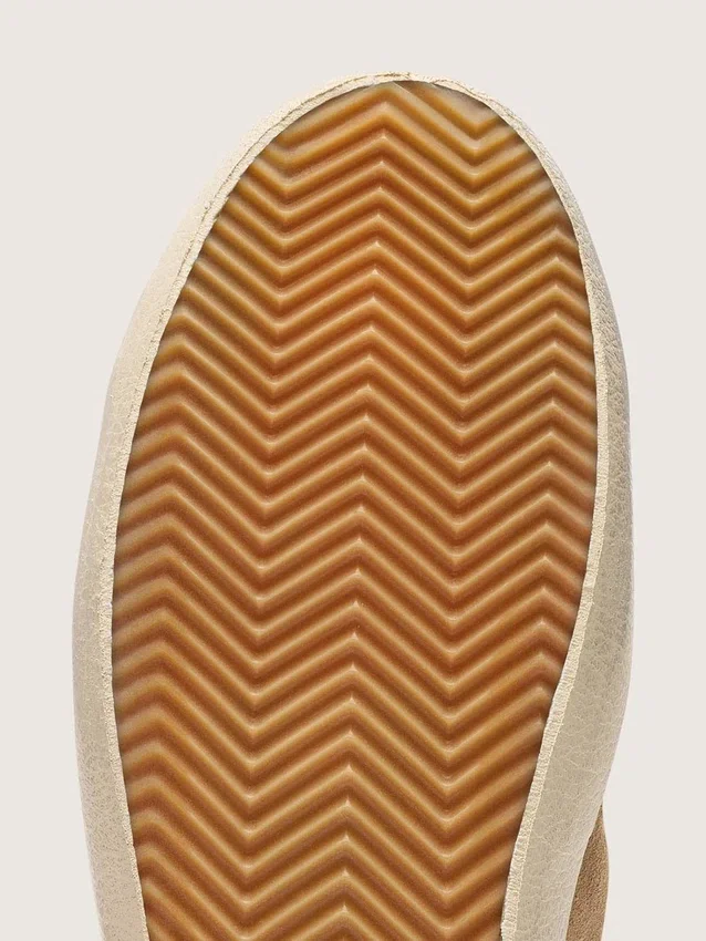 Women’s Super-Star in tobacco suede with silver glitter star