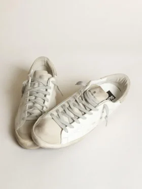 Women’s Super-Star in white leather with perforated star and beige nubuck heel tab