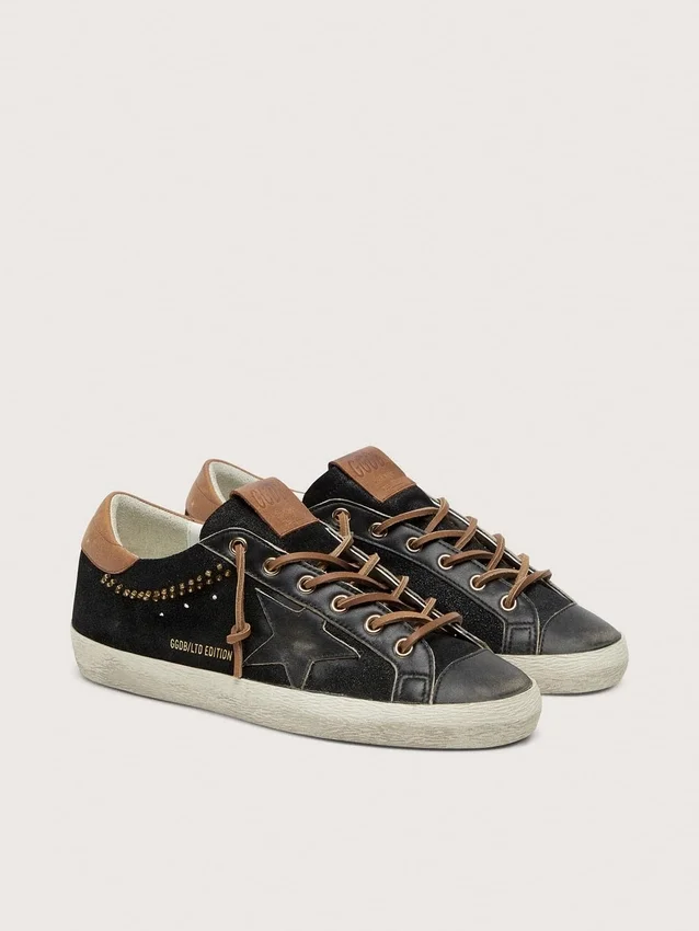 Women’s Super-Star LTD in black glitter leather with black leather star