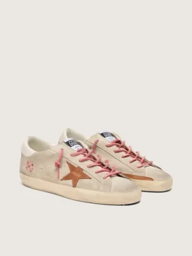 Women’s Super-Star LTD in pearl suede with brick-red star and embroidery