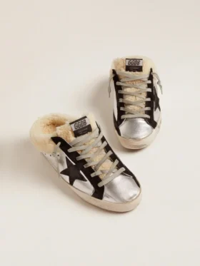 Women’s Super-Star Sabot in silver laminated leather with black star