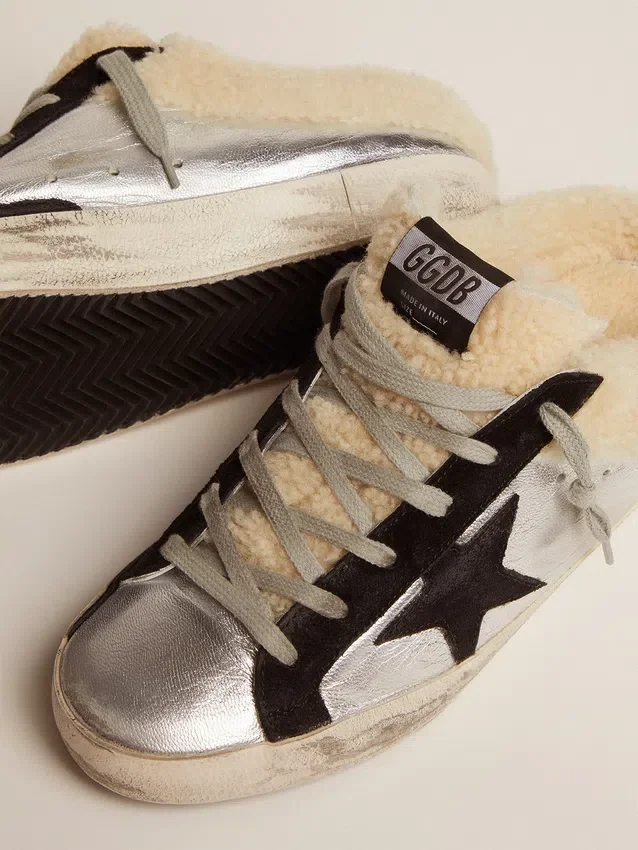 Women's Super-Star Sabot in silver laminated leather with black star