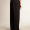 Women’s sweatpants in dark blue wool gabardine