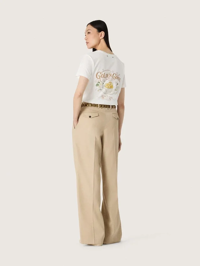Women’s T-shirt with print on the back