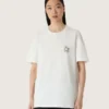 Women’s T-shirt with print on the back