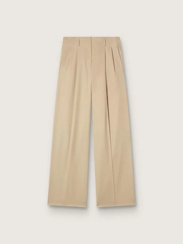 Women’s wool gabardine pants in sand