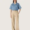 Women’s wool gabardine pants in sand
