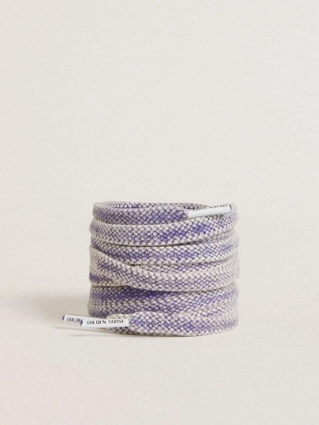 Worn-purple cotton laces with logoed aglet