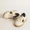 Young Ball Star in white leather with green suede star