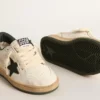 Young Ball Star in white leather with green suede star