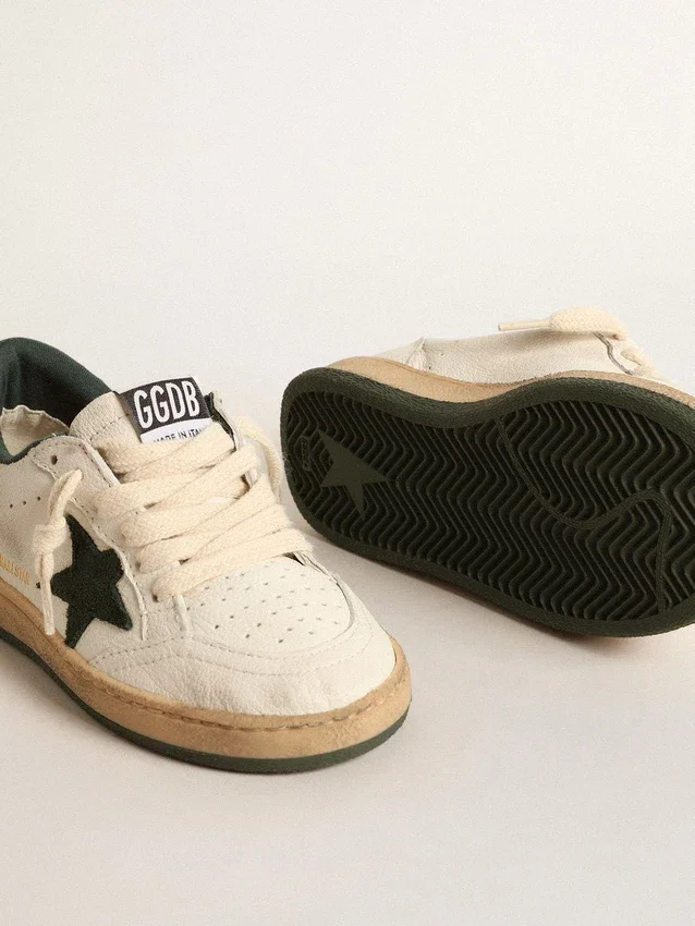 Young Ball Star in white leather with green suede star