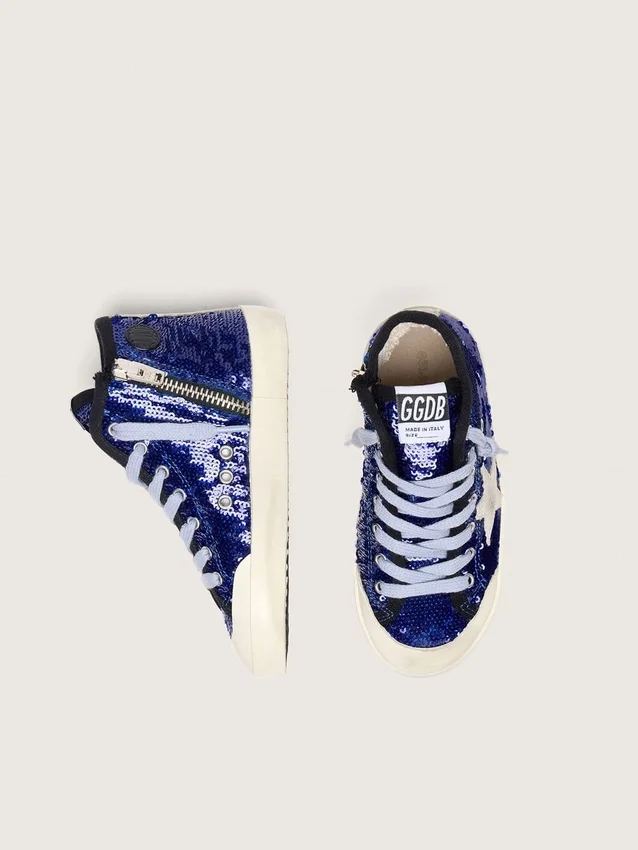 Junior Francy Penstar in blue sequins with white suede star