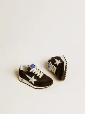 Young Marathon in black nylon with printed star and leather heel tab