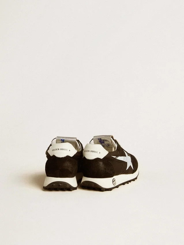 Young Marathon in black nylon with printed star and leather heel tab