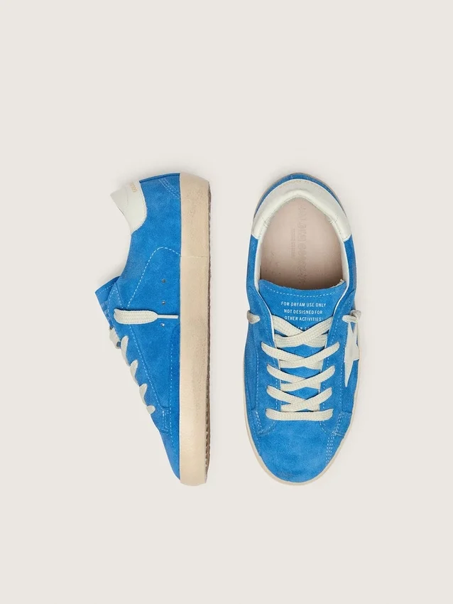 Young Super-Star in bright blue suede with white leather star