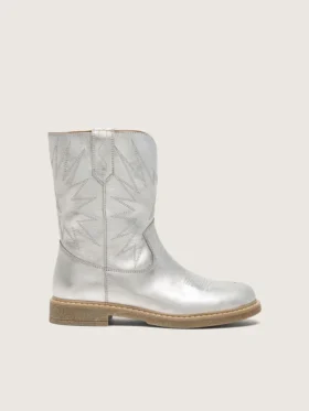 Young Wish boots in silver metallic leather with star embroidery