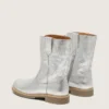 Young Wish boots in silver metallic leather with star embroidery